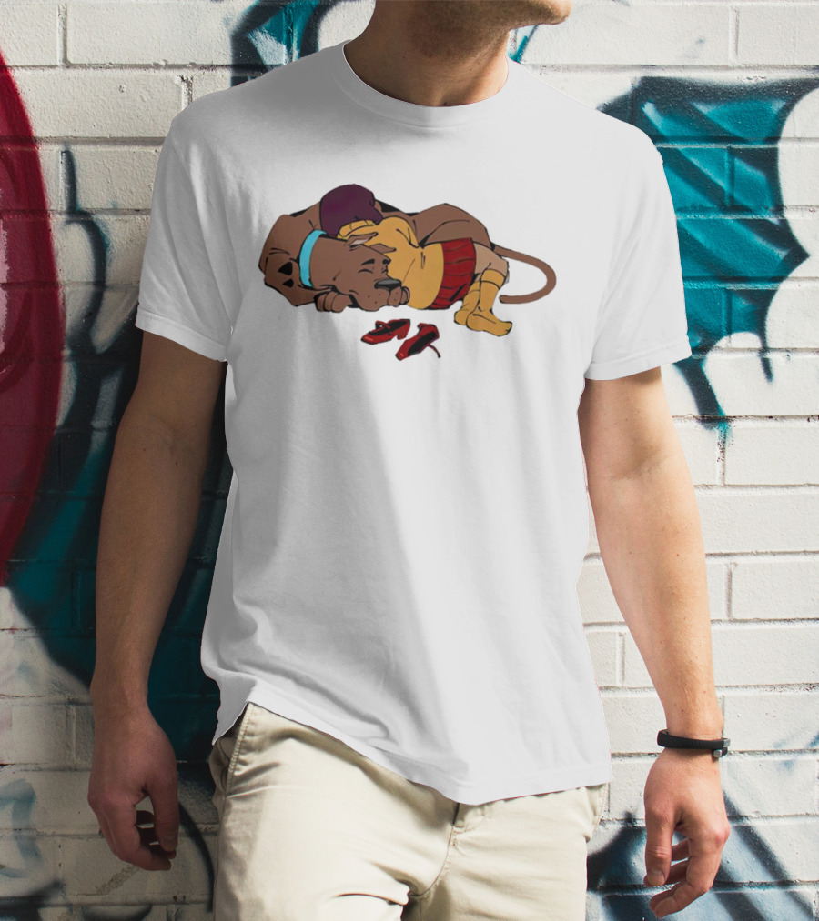 Scooby Doo Velma Dinkley Sleeping Cozy Friends T-Shirt