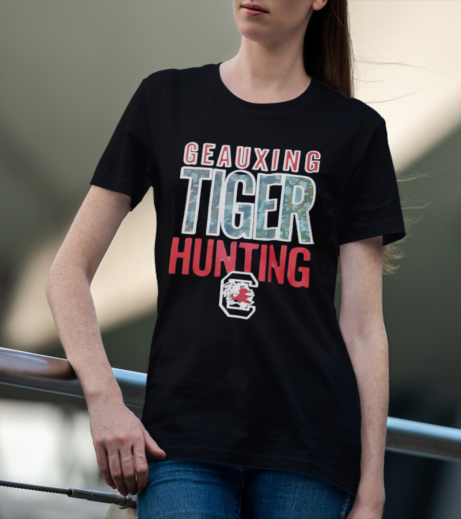Geauxing Tiger Hunting South Carolina Gamecocks C T-Shirt