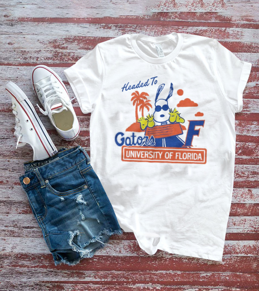 Headed To Gators University Of Florida Snoopy Woodstock Palm Trees Clouds T-Shirt