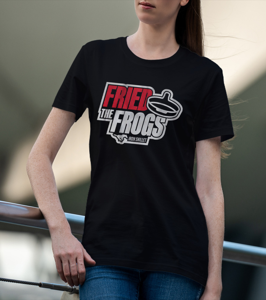 FRIED THE FROGS IRON SKILLET SMU Football T-Shirt