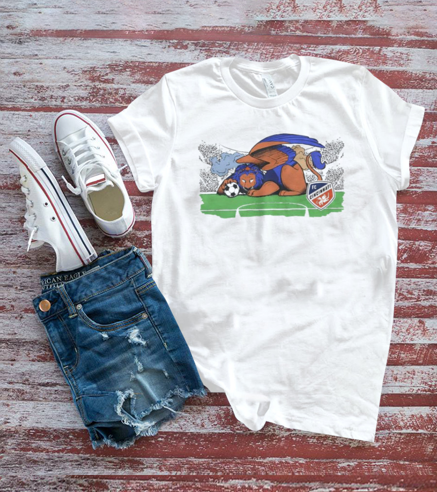 Next Gary The Lion FC Cincinnati Mythical Winged Lion With Soccer Badge T-Shirt