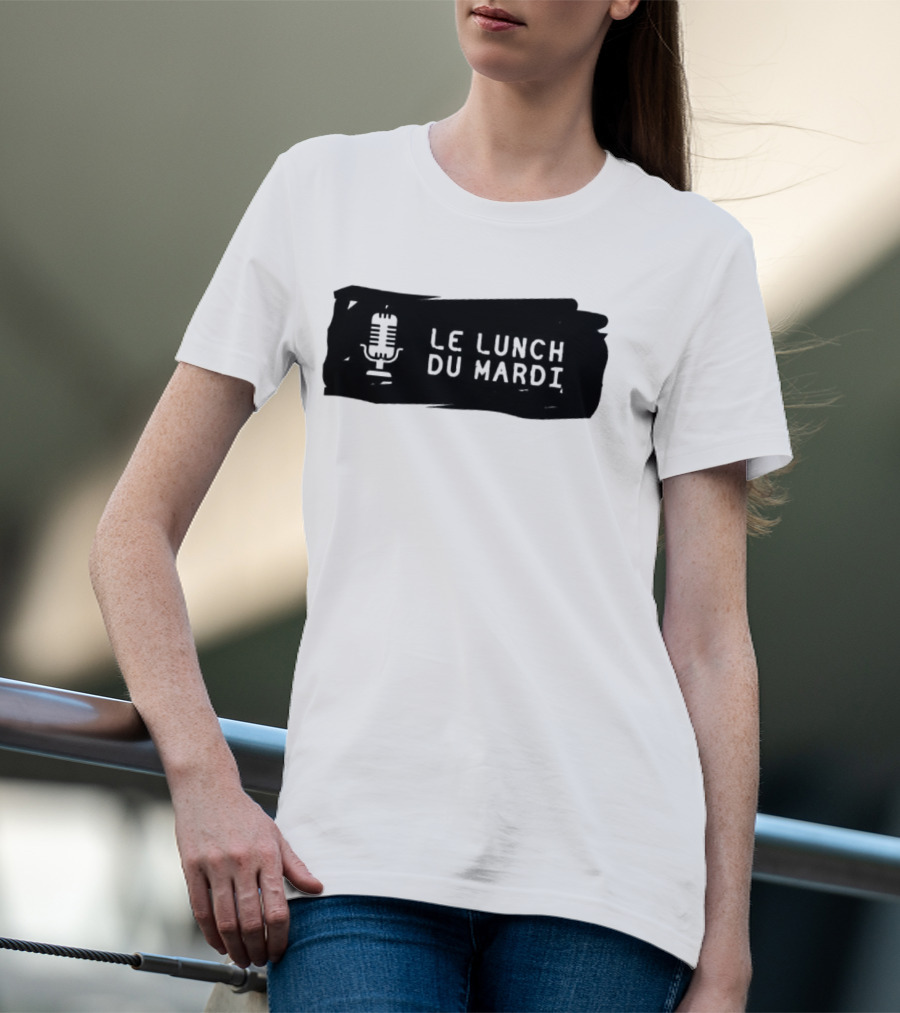 Le Lunch Du Mardi Podcast MLS Microphone T-Shirt