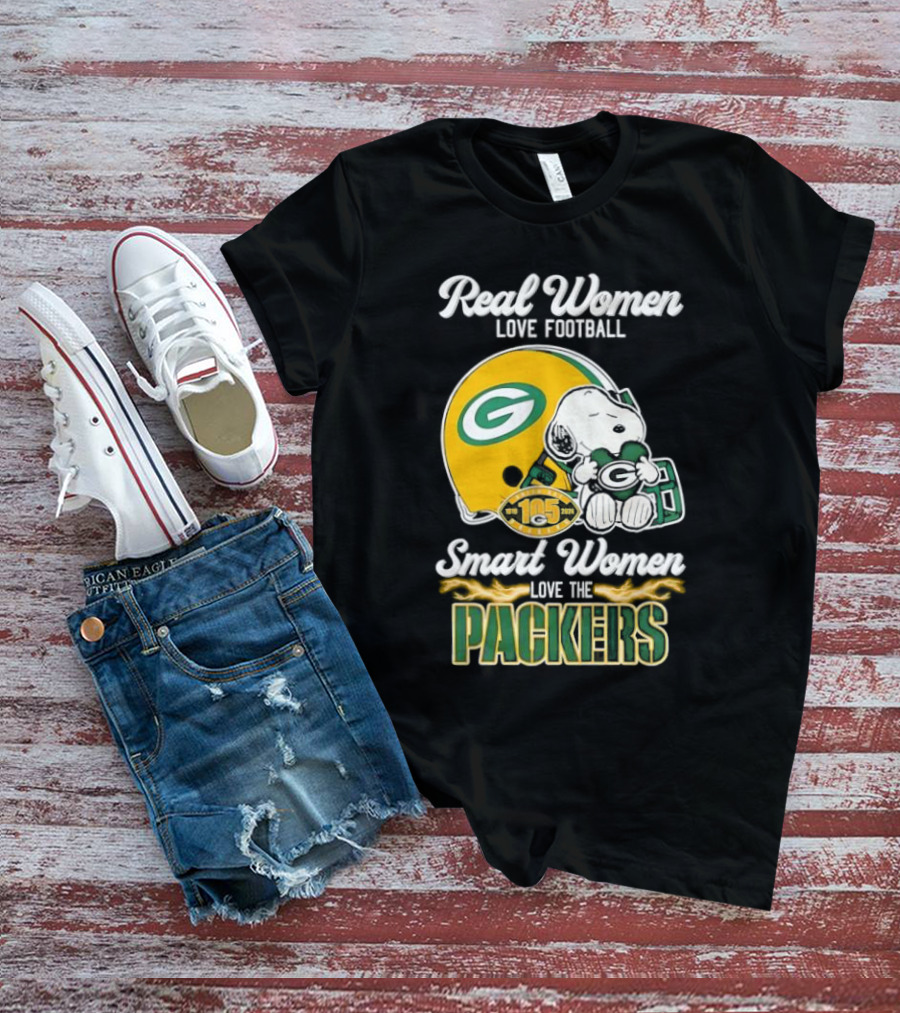 Snoopy Real Women Love Football Smart Women Love The Packers Green Bay Helmet T-Shirt