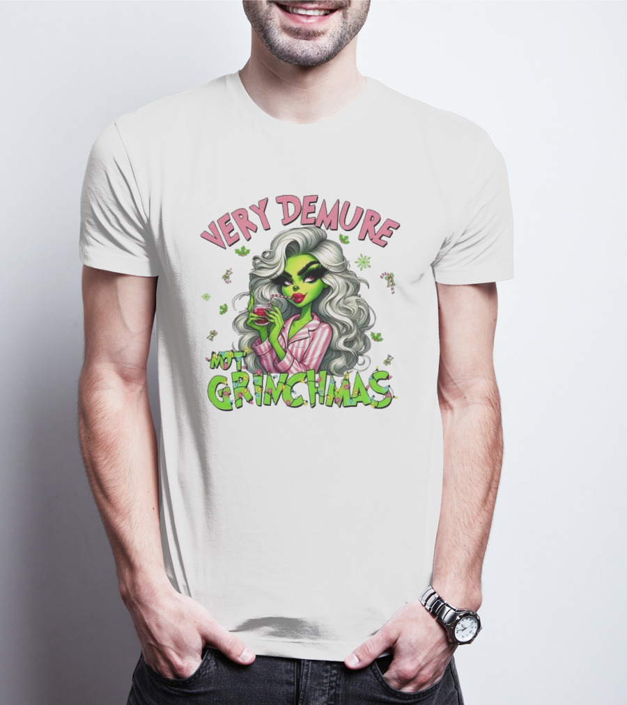 Very Demure Not Grinchmas Christmas Grinch Girl T-Shirt
