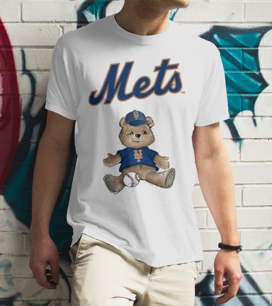 Mets Bear With Cap And Ball T-Shirt