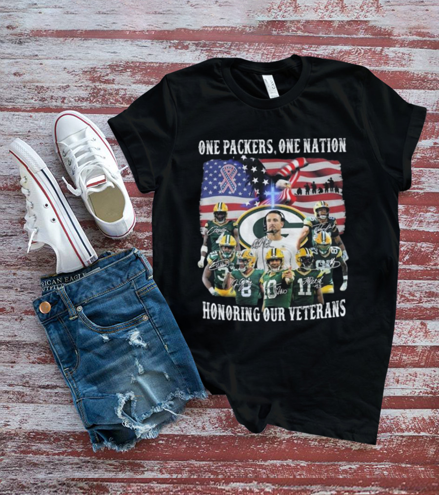 One Packers One Nation Honoring Our Veterans Green Bay Packers Flag Signatures T-Shirt