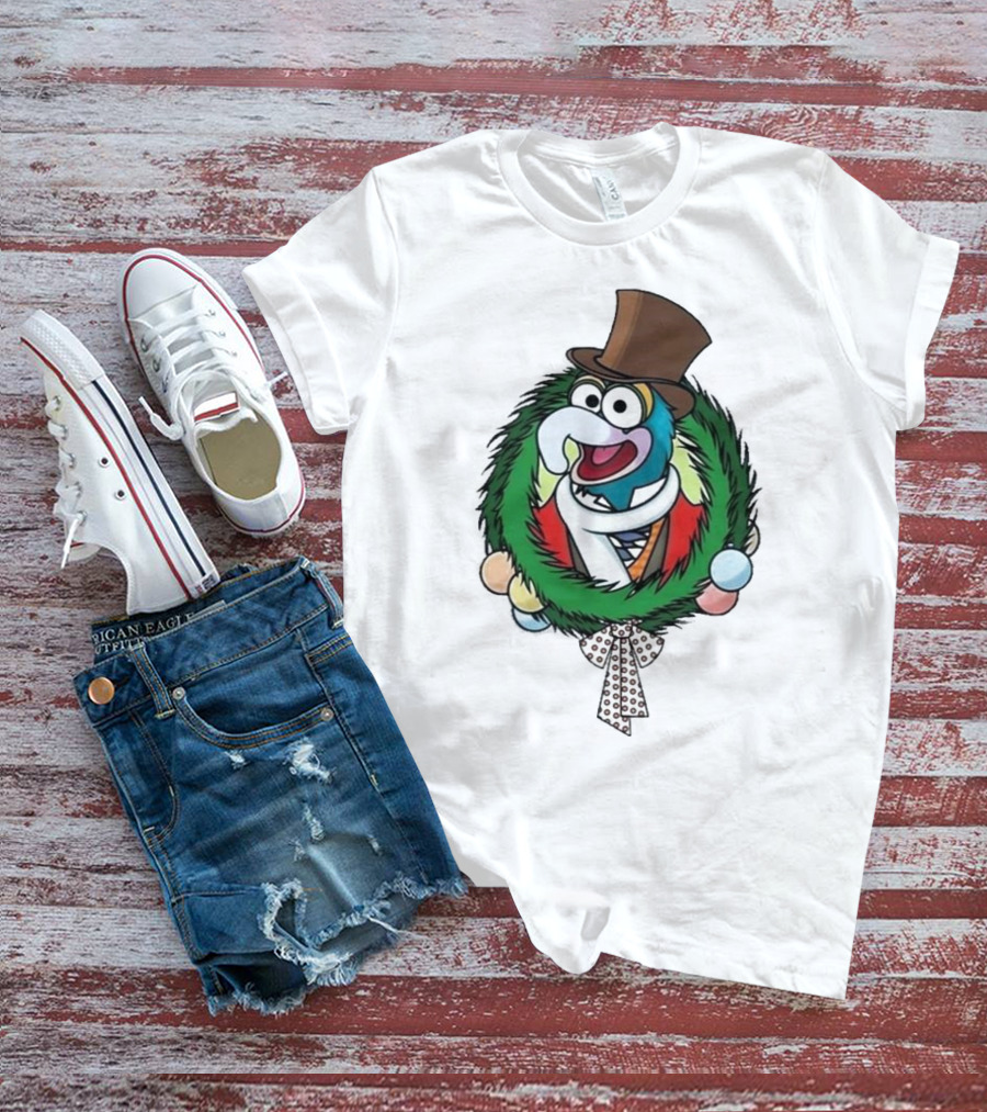 Cute Gonzo The Muppet Christmas Carol Wreath T-Shirt