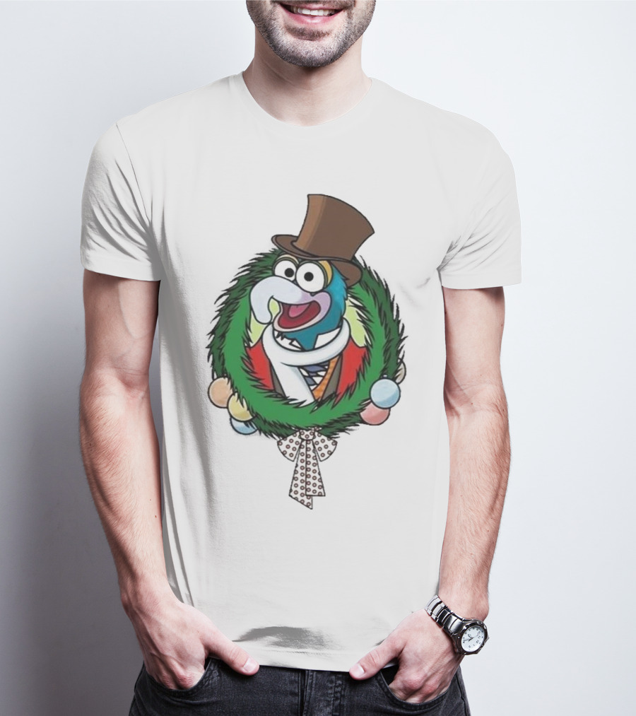 Cute Gonzo The Muppet Christmas Carol Wreath T-Shirt