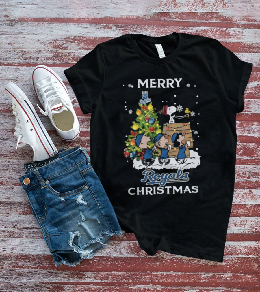 Merry Christmas Kansas City Royals Snoopy And Friends T-Shirt