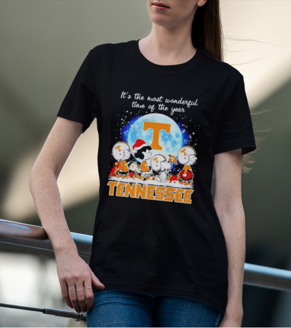Peanuts Tennessee Volunteers It's The Most Wonderful Time Of The Year Christmas Snoopy Woodstock Lucy Moon T-Shirt