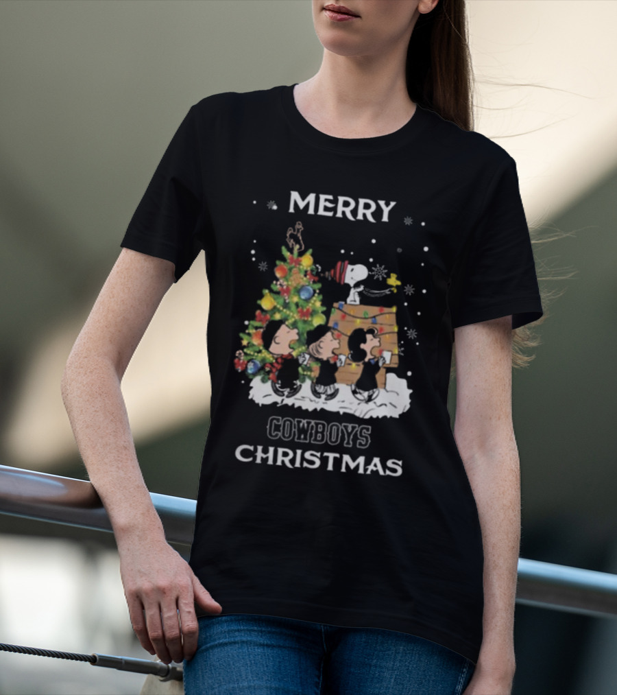 Merry Cowboys Christmas With Snoopy And Friends Christmas Tree T-Shirt