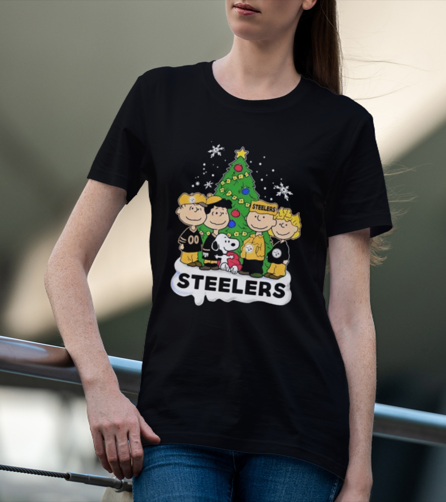 Steelers Snoopy And Friends Christmas Tree T-Shirt