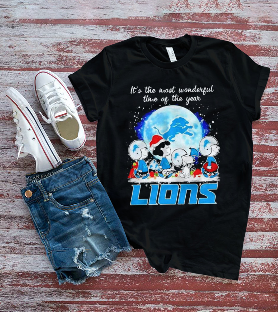 Peanuts Detroit Lions Christmas It’s The Most Wonderful Time Of The Year T-Shirt