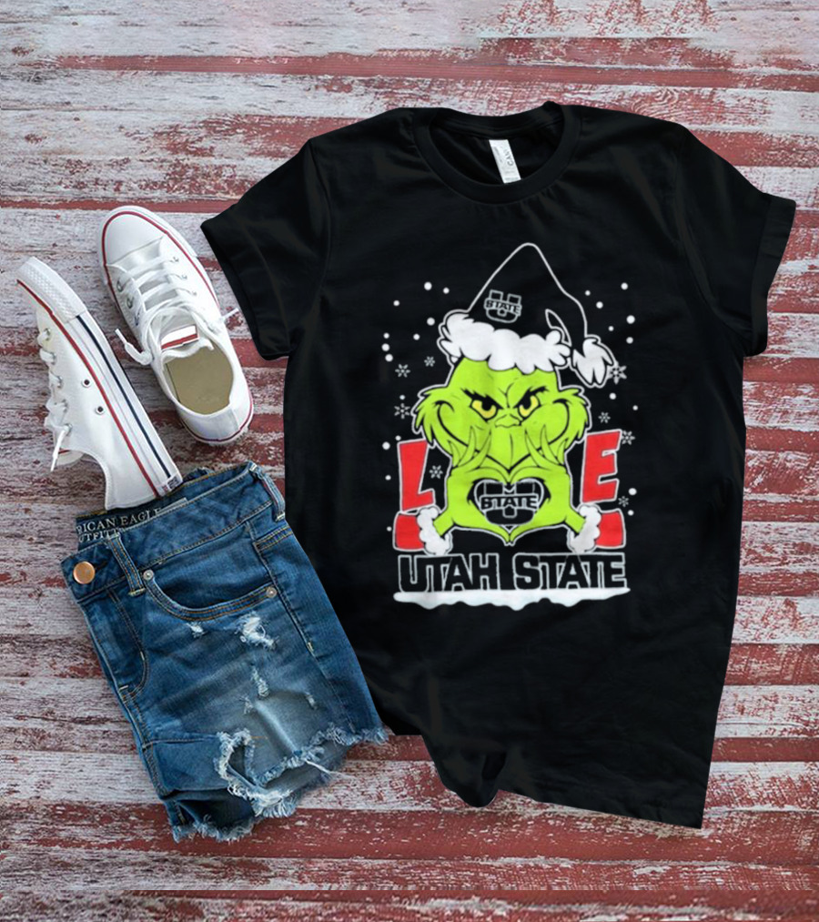 The Grinch Love Utah State Aggies Football Christmas T-Shirt