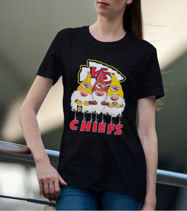 Kansas City Chiefs Gnomes Christmas Chiefs T-Shirt