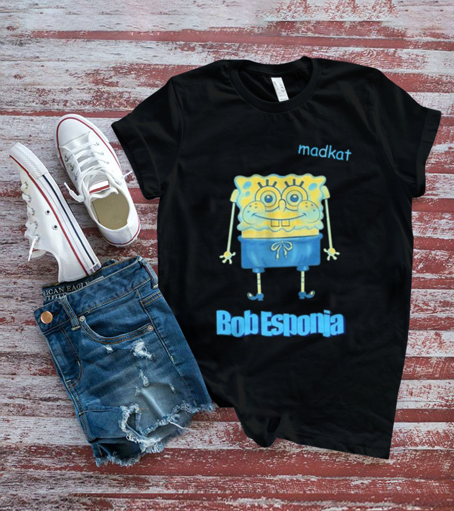 Madkat X Bob Esponja Collaboration Featuring Iconic Sponge Character T-Shirt