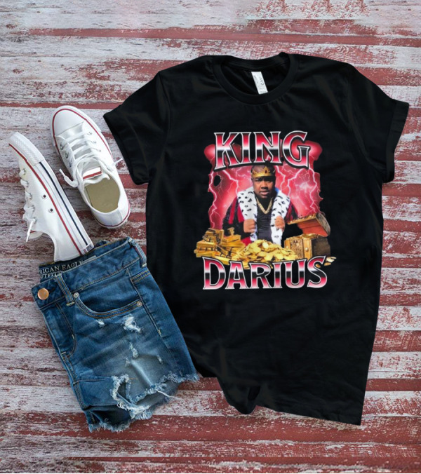King Darius Royal Gold Treasure With Crown And Lightning Background T-Shirt
