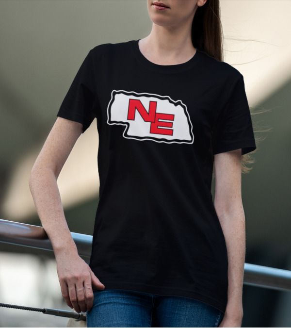 NE Nebraska State Outline Arrowhead T-Shirt