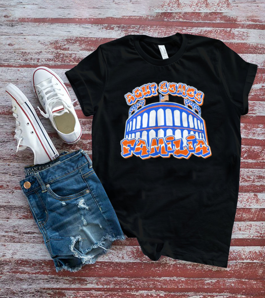 Aqui Somos Familia Citifield New York Mets T-Shirt