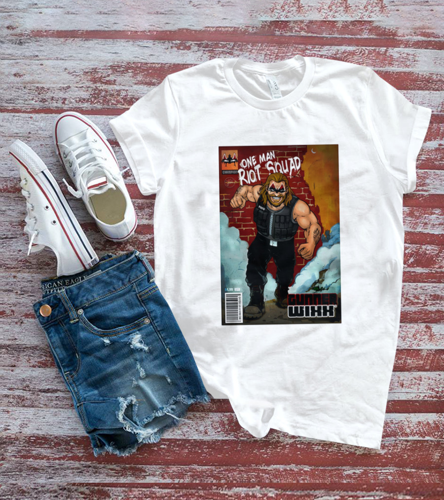 One Man Riot Squad Comic Cover Gunner Wixx Face Paint Featuring Champion Branding T-Shirt