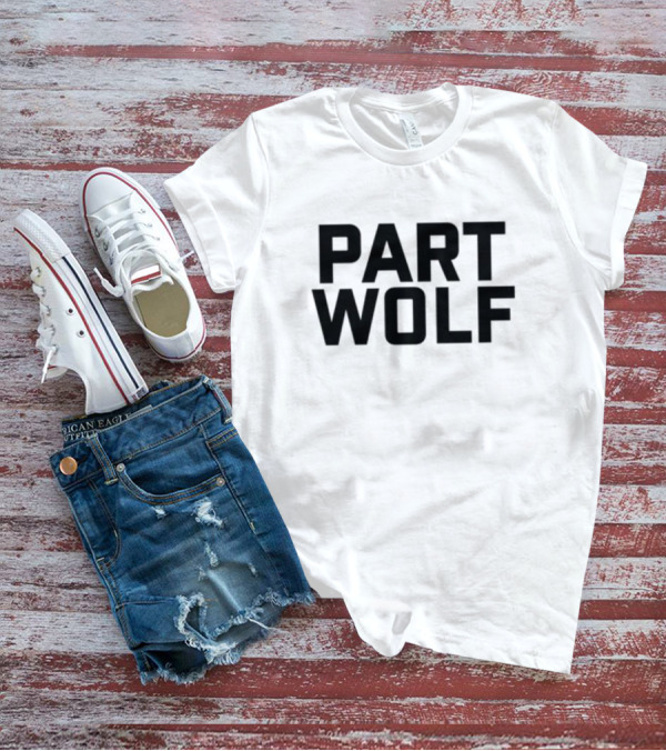 Part Wolf Intricate Howling Wolf In Geometric Moon Design T-Shirt