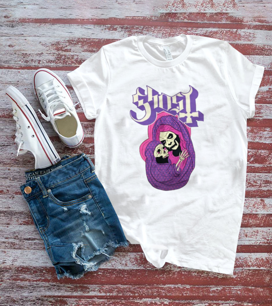 Rockabilia Ghost She Is The Light The Warmth The Power Without Her I Am Lost Hail Mom Skeletons Hugging T-Shirt