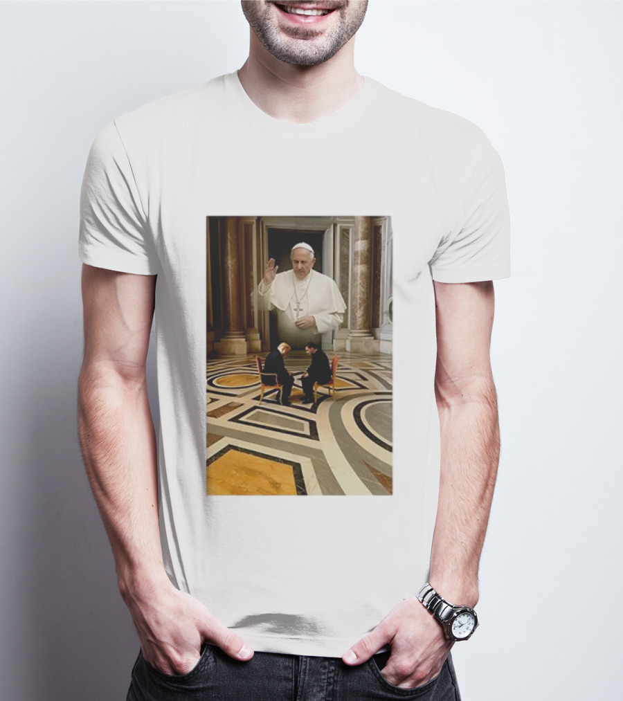 Trump Zelensky Pope Francis St Peters Basilica Meeting Scene T-Shirt