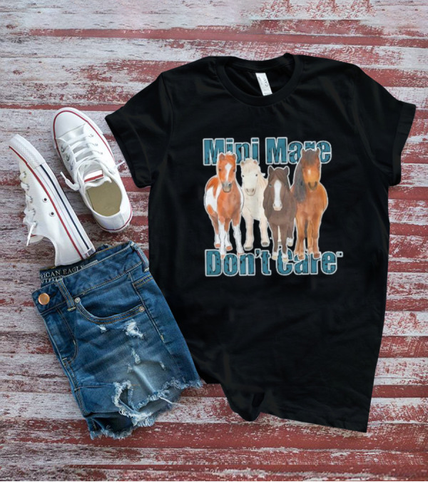 Mini Mare Don't Care Horse Trio T-Shirt