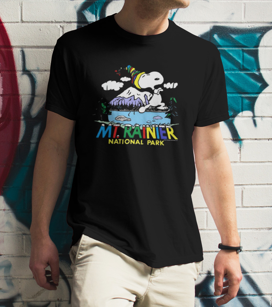 Peanuts Snoopy Mt. Rainier National Park Colorful Adventure T-Shirt