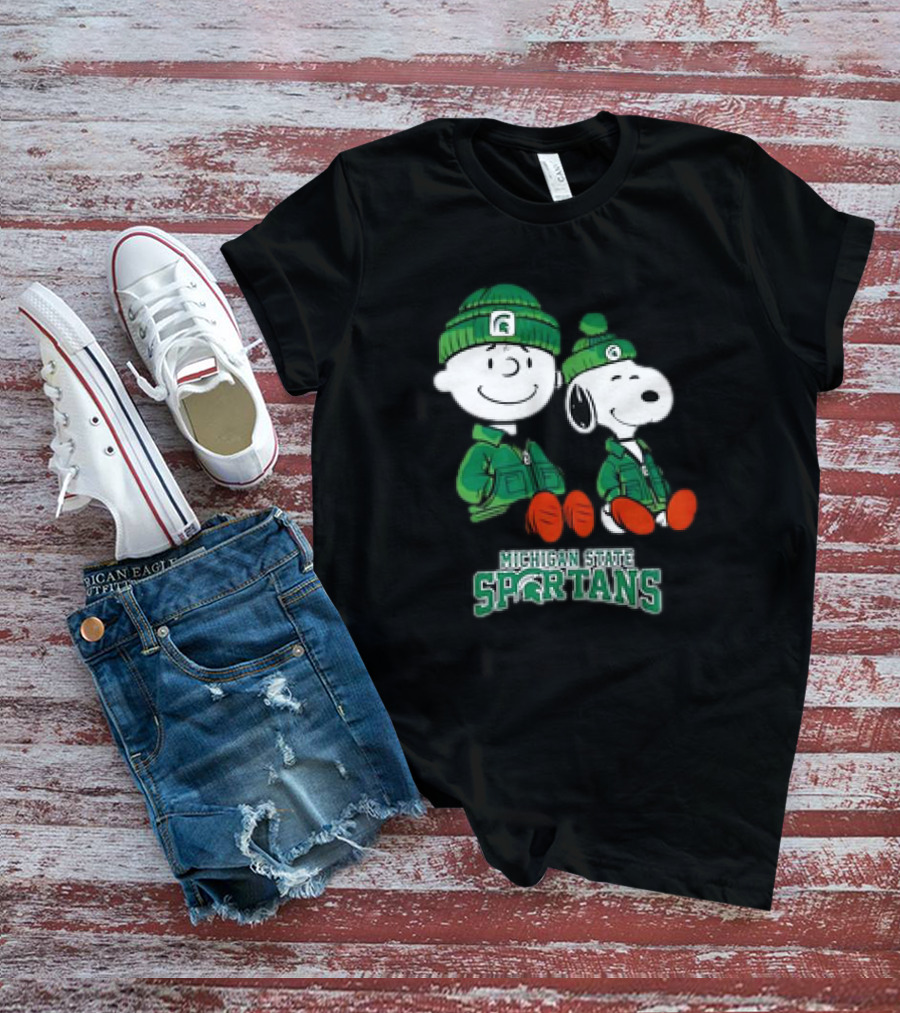 Snoopy And Charlie Brown Michigan State Spartans Green Apparel T-Shirt