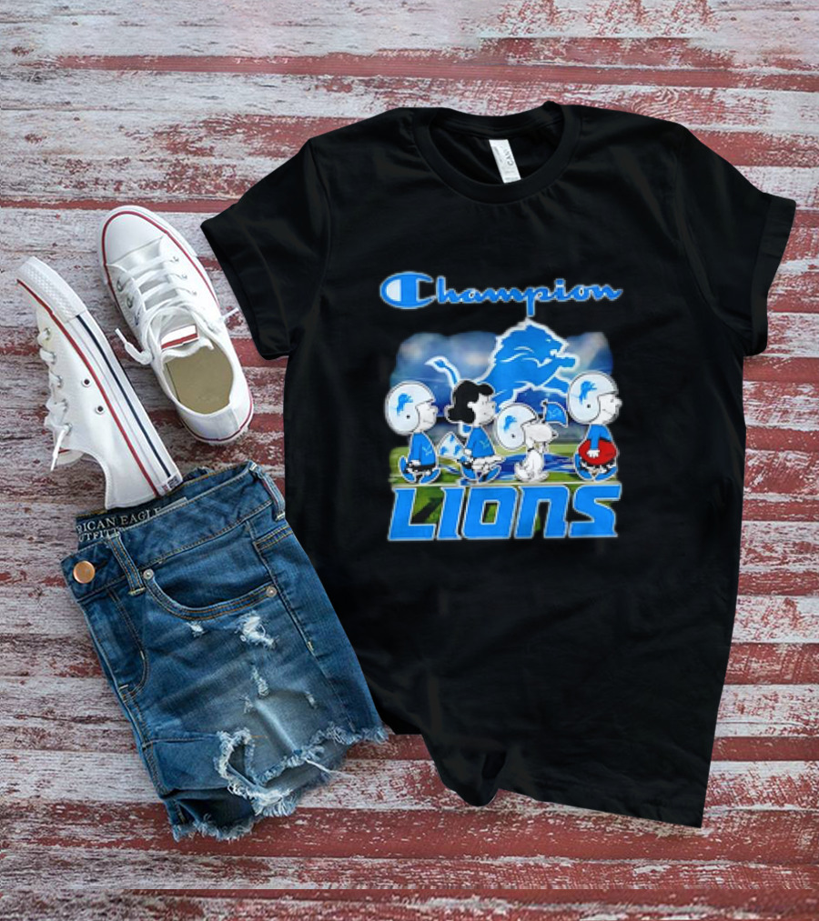 Champion Lions Snoopy Charlie Brown And Friends Detroit T-Shirt
