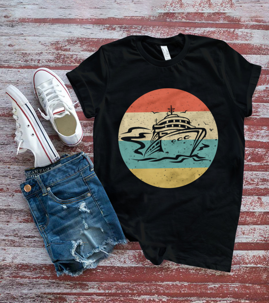 Retro Cruise Ship Vintage Ocean Adventure T-Shirt