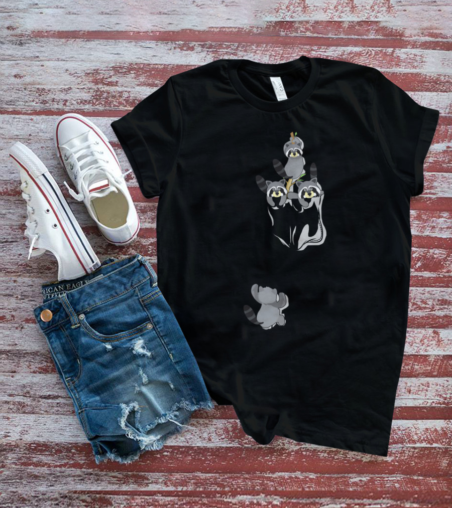 Raccoon Trio Climbing Pocket Adventure T-Shirt
