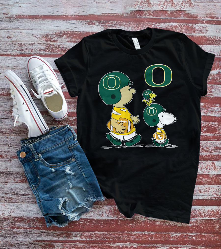 Oregon Ducks Snoopy Woodstock University Football Peanuts Charlie Brown T-Shirt