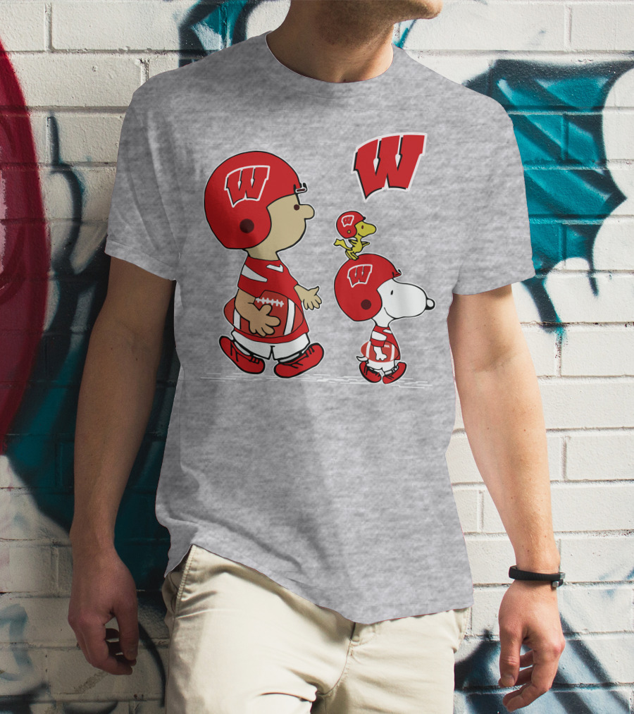 Wisconsin Badgers Snoopy Football Helmet Peanuts Characters Walking Together T-Shirt