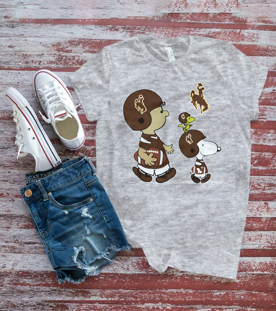 Wyoming Cowboys Peanuts Characters Football T-Shirt