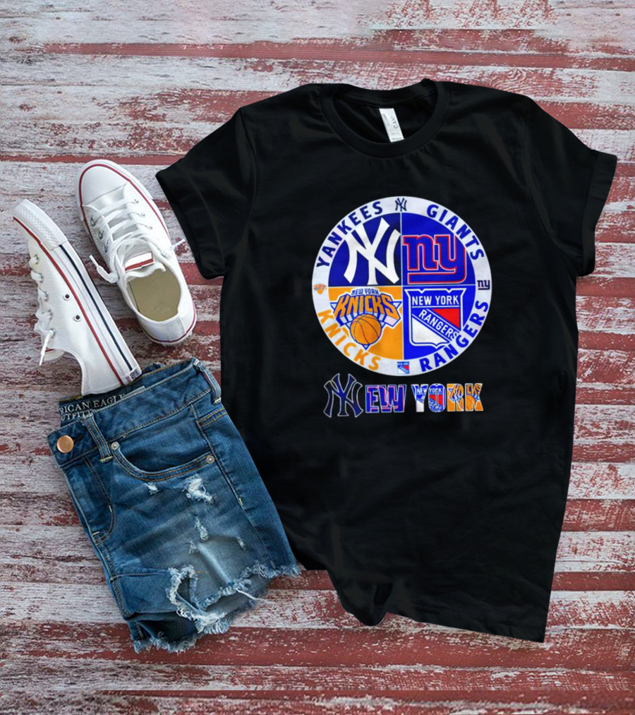 Yankees Giants Knicks Rangers New York T-Shirt