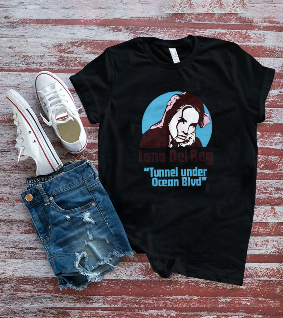 Lana Del Rey Tunnel Under Ocean Blvd Retro Graphic With Portrait And Pink T-Shirt