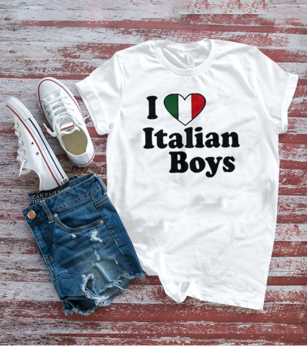 I Heart Italian Boys With Tricolor Flag Heart T-Shirt