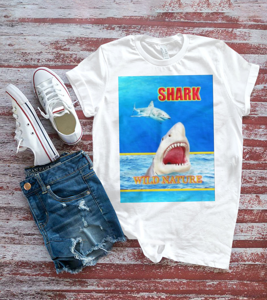 Shark Wild Nature Ocean Scene T-Shirt