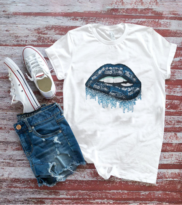 Rhinestone Lips Seattle Seahawks Logo Sparkle Fan T-Shirt