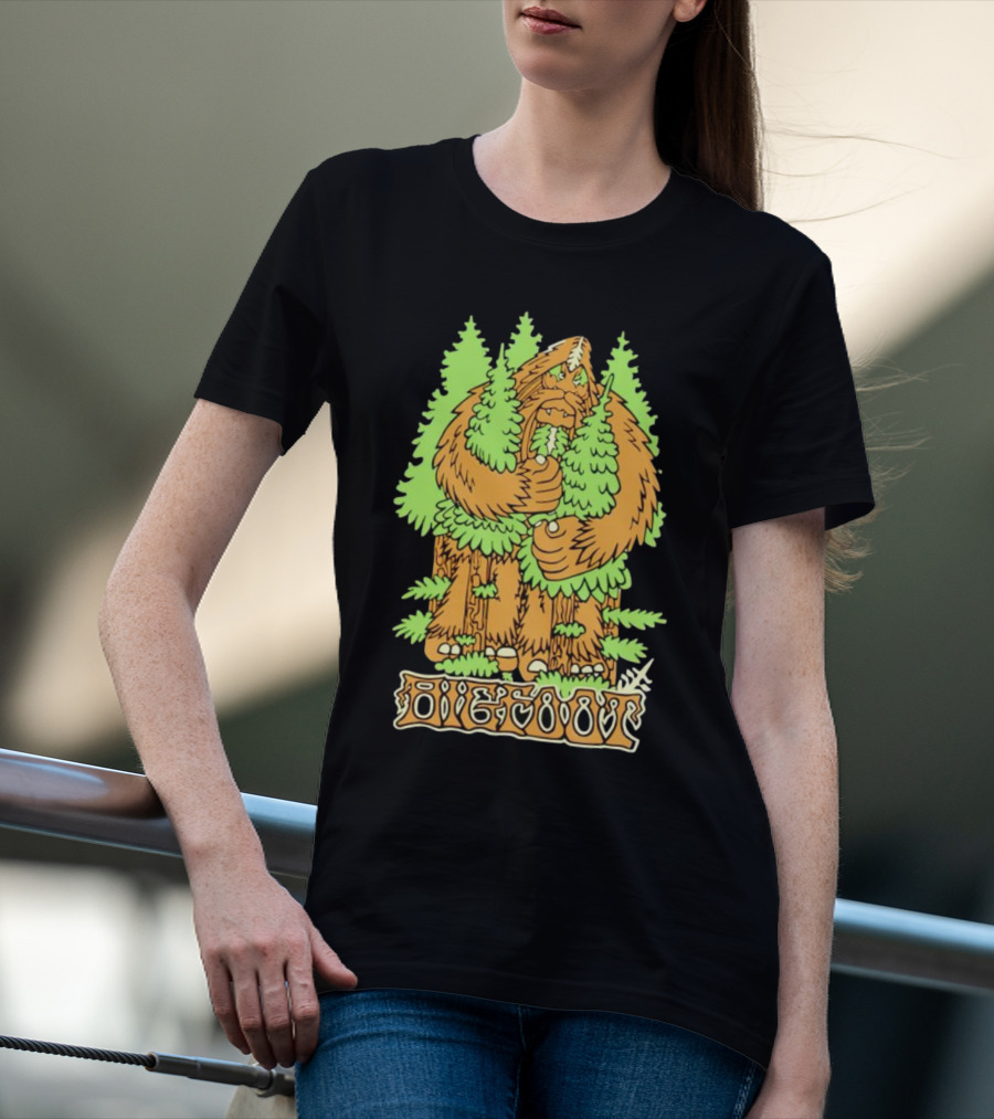 Bigfoot Hug Tree Forest Creature Retro T-Shirt