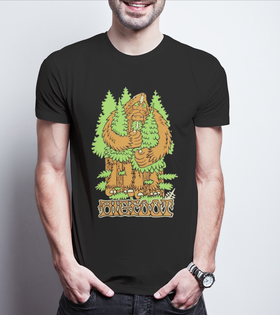 Bigfoot Hug Tree Forest Creature Retro T-Shirt