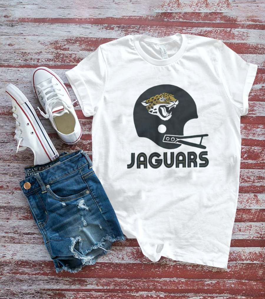 Jaguars Helmet With Jaguar Head T-Shirt