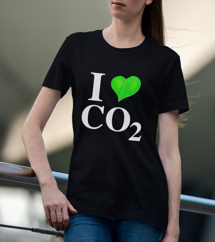 Robin Monotti I Heart CO2 Leaf T-Shirt