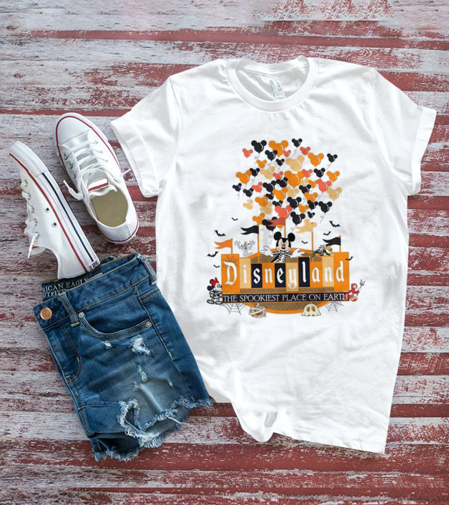 Disneyland Halloween Mickey Mouse The Spookiest Place On Earth Orange Bats And Pumpkins T-Shirt
