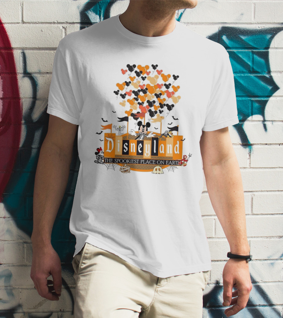 Disneyland Halloween Mickey Mouse The Spookiest Place On Earth Orange Bats And Pumpkins T-Shirt