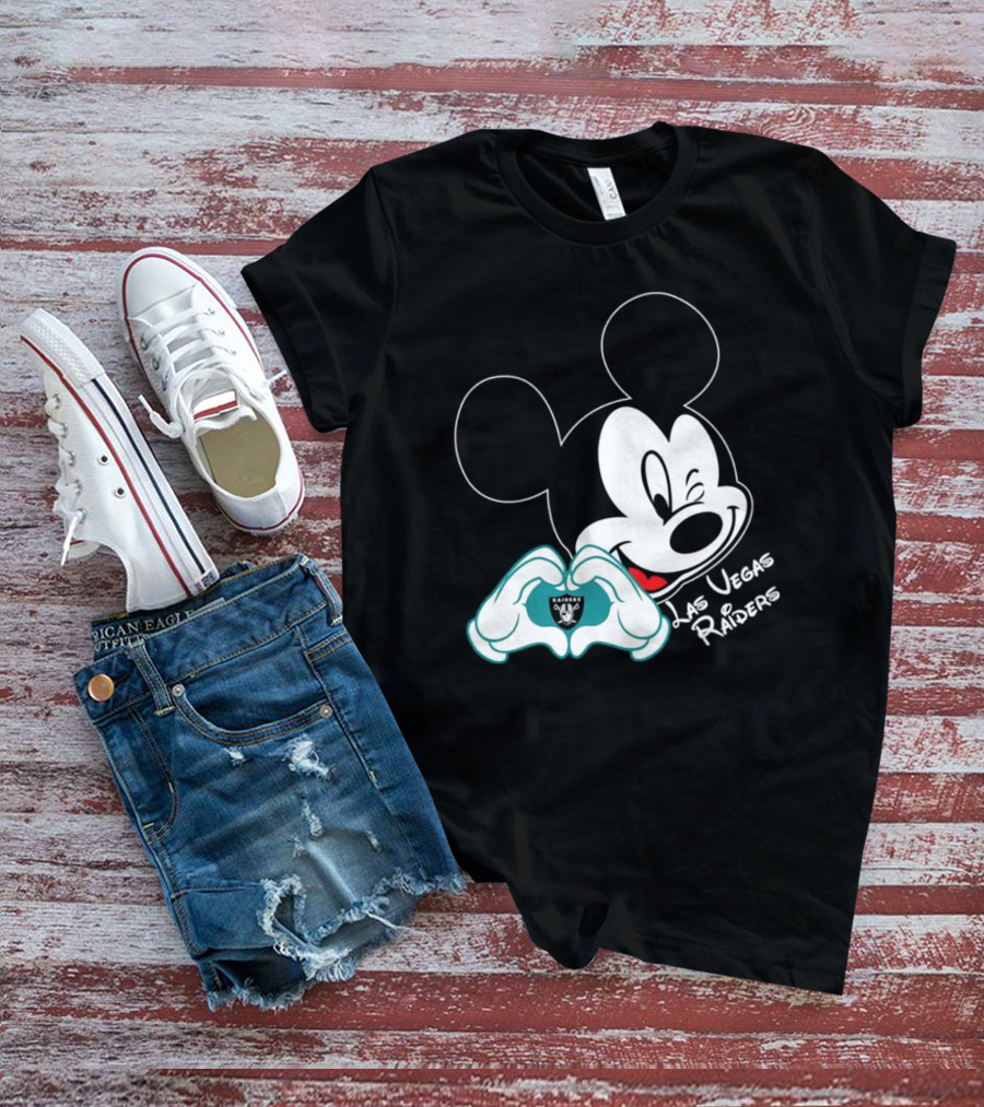 Mickey Mouse Heart Las Vegas Raiders NFL Team T-Shirt