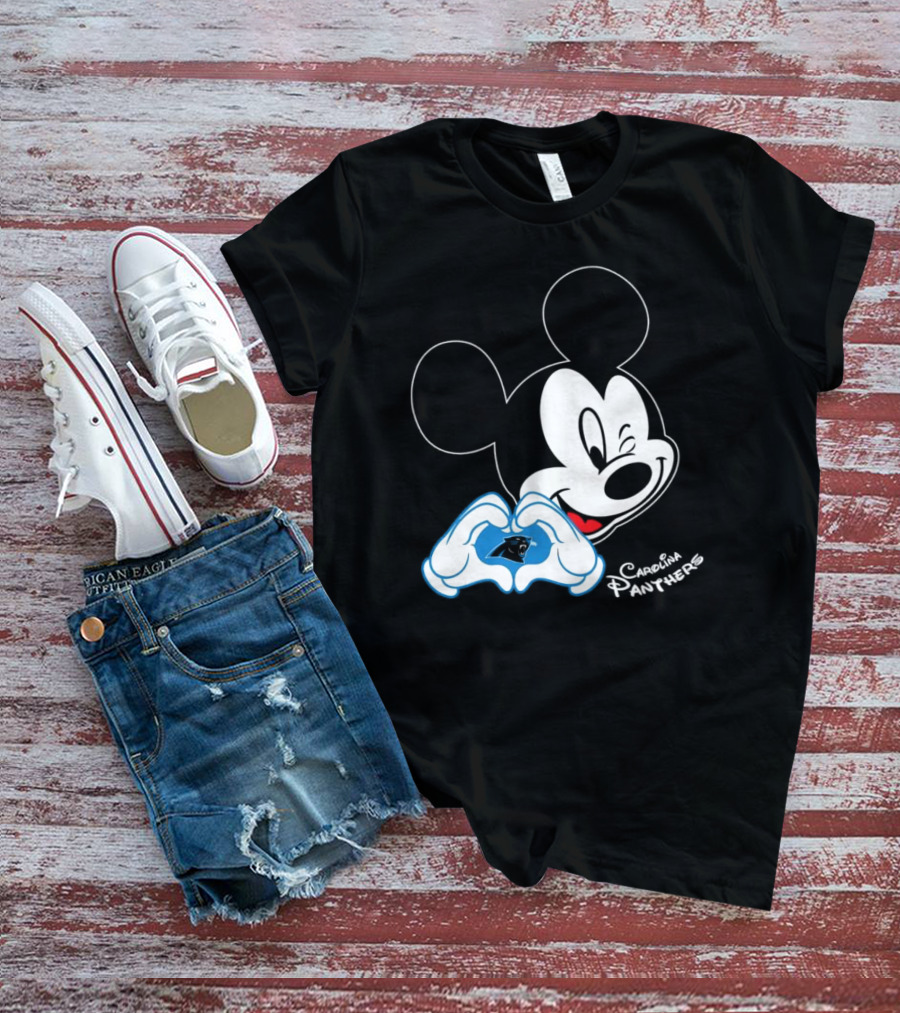 Mickey Carolina Panthers Fan Logo With Heart Gesture T-Shirt
