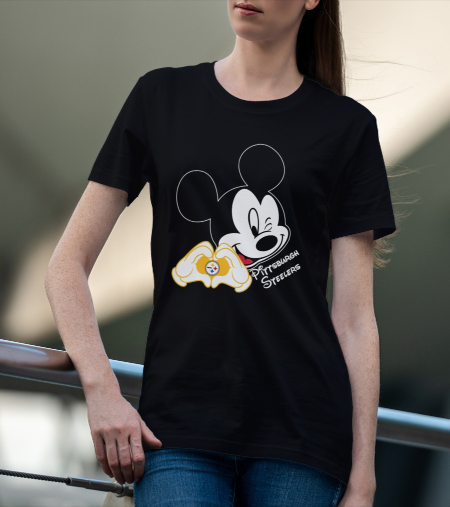 Mickey Mouse Heart Hands Pittsburgh Steelers T-Shirt